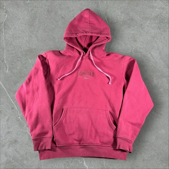 Kith Vogue Hoodie Mens Large Pink Vogue Embroidery Kangaroo Pocket Streetwear - Picture 1 of 7